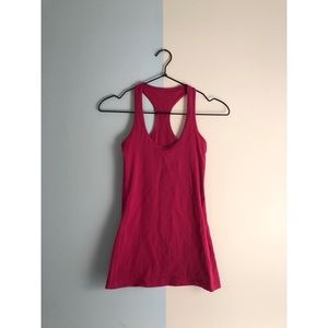 Lulumon pink tank